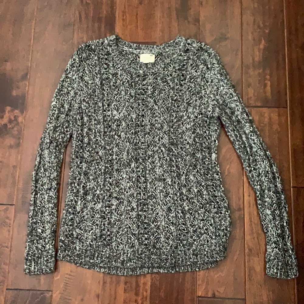 Loosely knit crew neck sweater